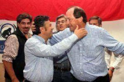 Sanz, Cornejo y Abed: de campa�a en General Alvear