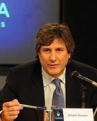 Boudou est� reunido con el titular del Club de Par�s