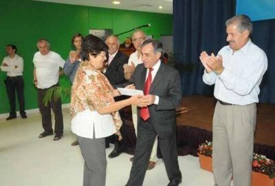 Malvinas Argentinas  Cariglino entreg� subsidios Promunif
