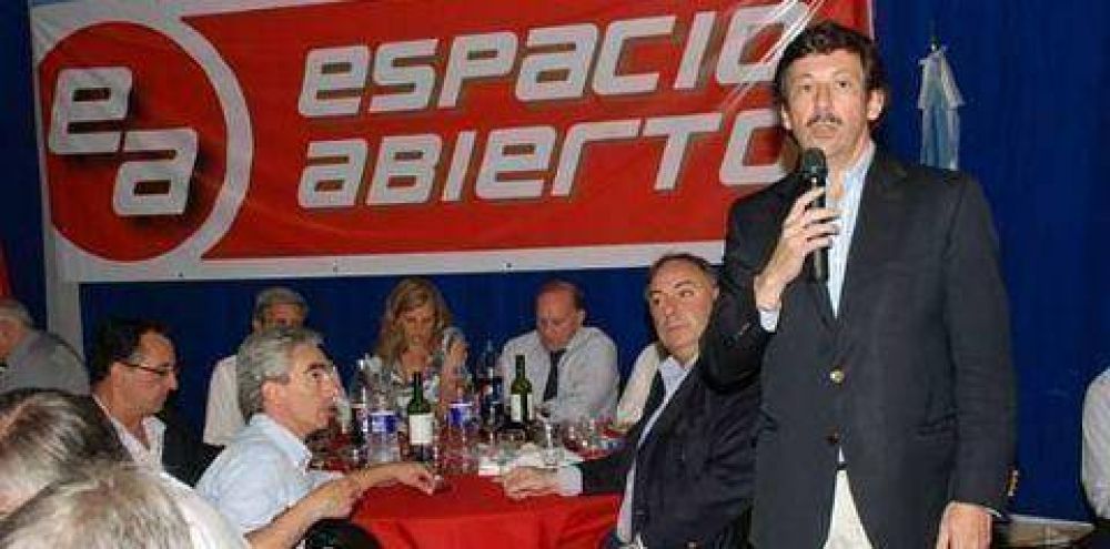 Espacio Abierto La UCR tiene una nueva l�nea
