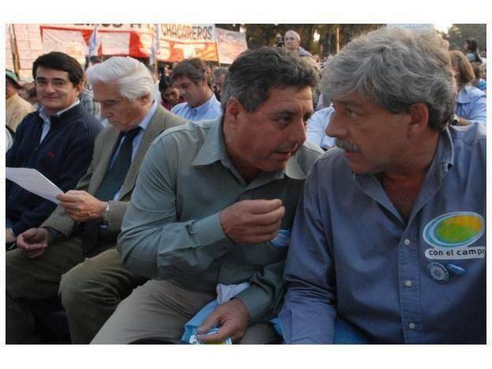 Buzzi y Biolcati apoyar�n la protesta de productores entrerrianos