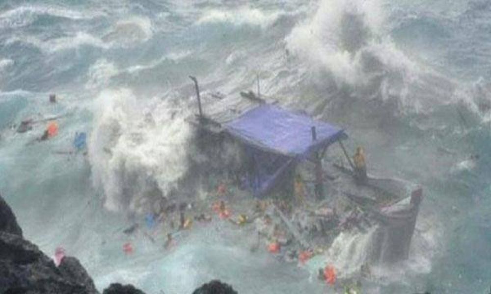 Australia: al menos 50 refugiados muertos y 36 heridos en naufragio