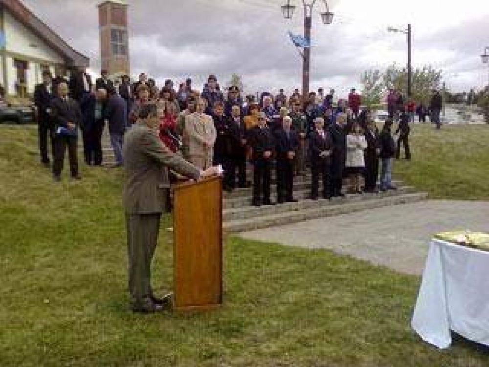 Importantes inauguraciones en el Aniversario de R�o Turbio