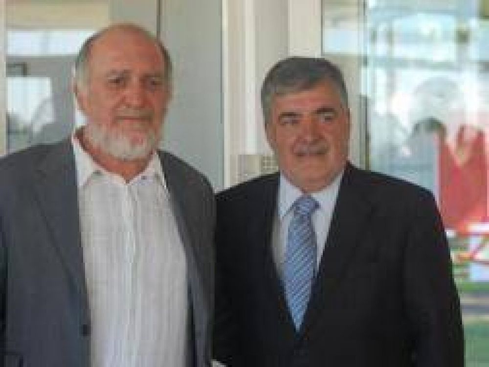 Pergamino  2011: Das Neves dijo que no ve a nadie que pueda conducir al kirchnerismo