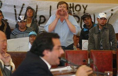 Acci�n Marplatense responde, y duramente