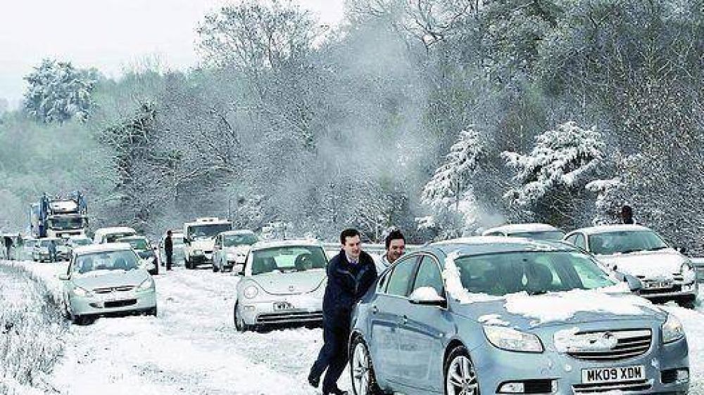 La mitad de Europa, paralizada por una intensa ola de fr�o y nieve