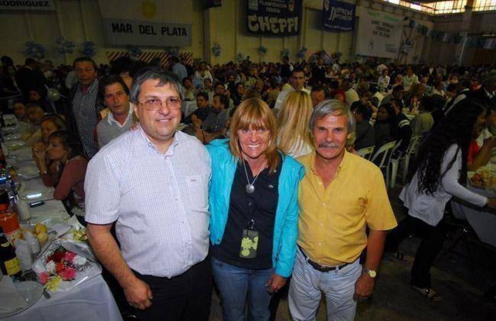 �El peronismo en la ciudad no puede pasar una elecci�n m�s sin candidato�