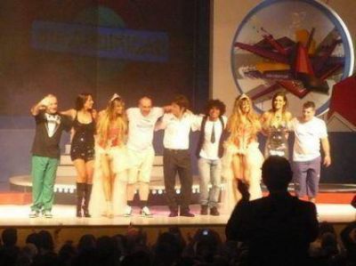 Sin Codificar!! debut� a sala llena en el Am�rica