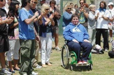 M�s de 800 deportistas en la Marat�n Solidaria organizada por el Club N�utico por Pablo Fernandez