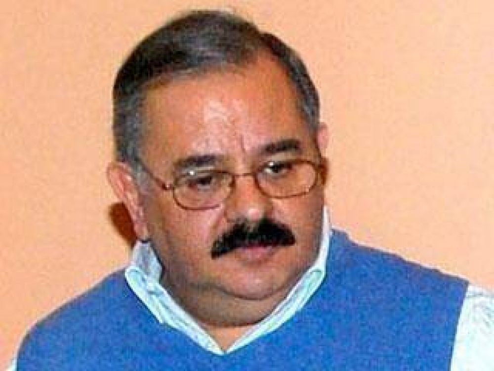 Hallar pidi� garantizar la provisi�n de combustible
