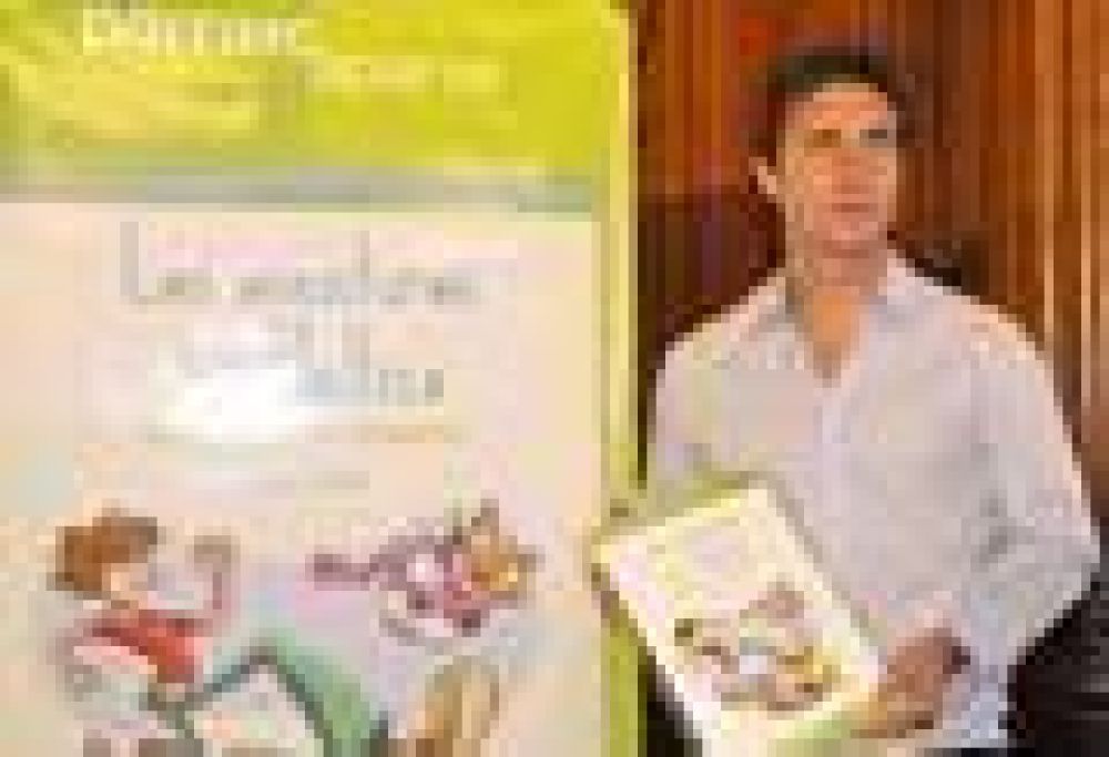 PRESENTANDO EN SOCIEDAD 	