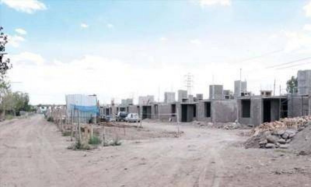 El Gobierno orden� reforzar la seguridad de barrios en construcci�n