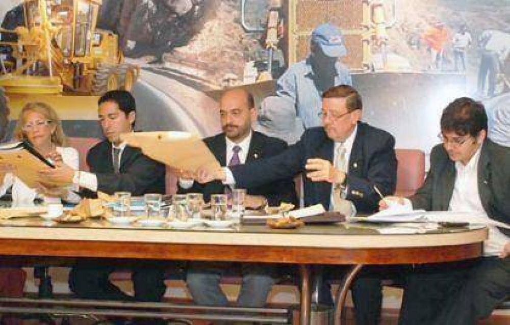 Vialidad licit� la obra de colectoras para las Rutas Nacionales de acceso a Chamical