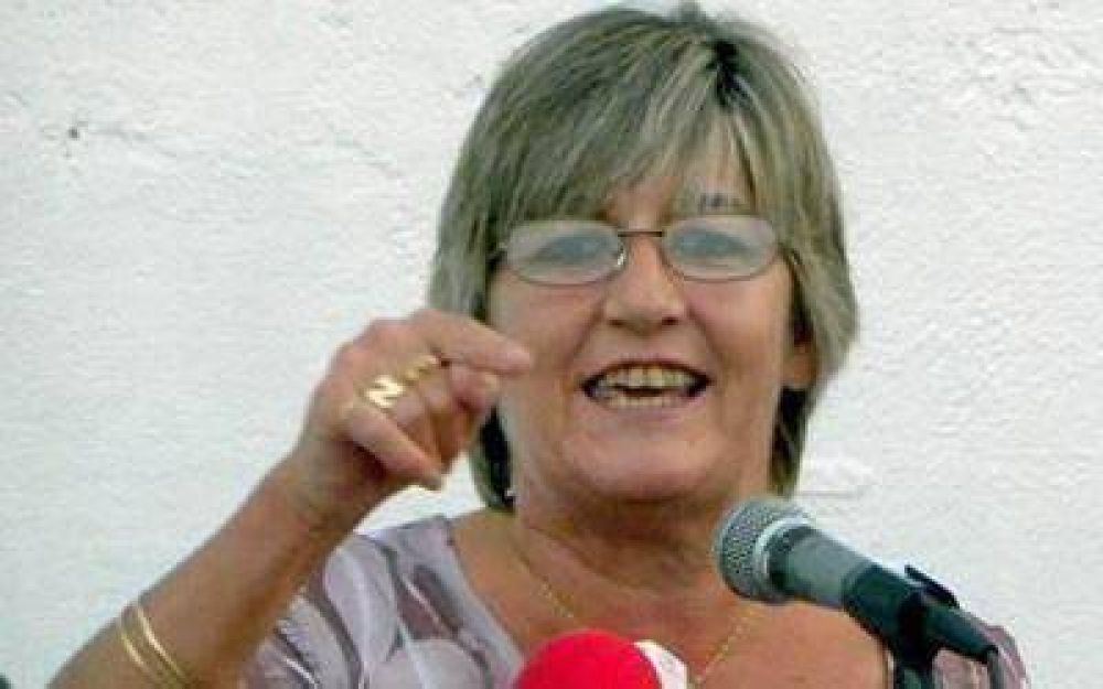 La diputada Nancy Gonz�lez present� su balance de gesti�n