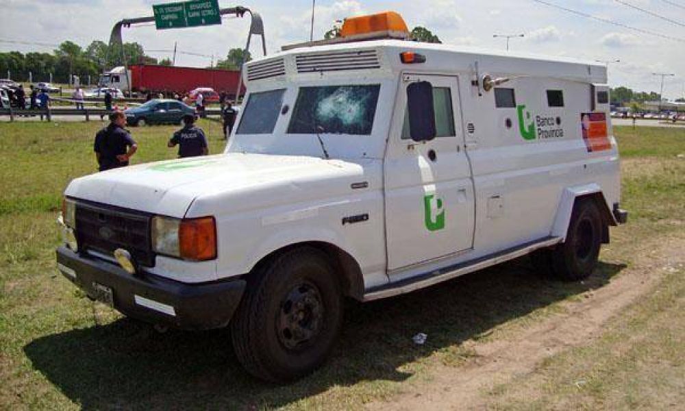  Cuarto detenido por el ataque al blindado: es un ex integrante de la Prefectura Naval