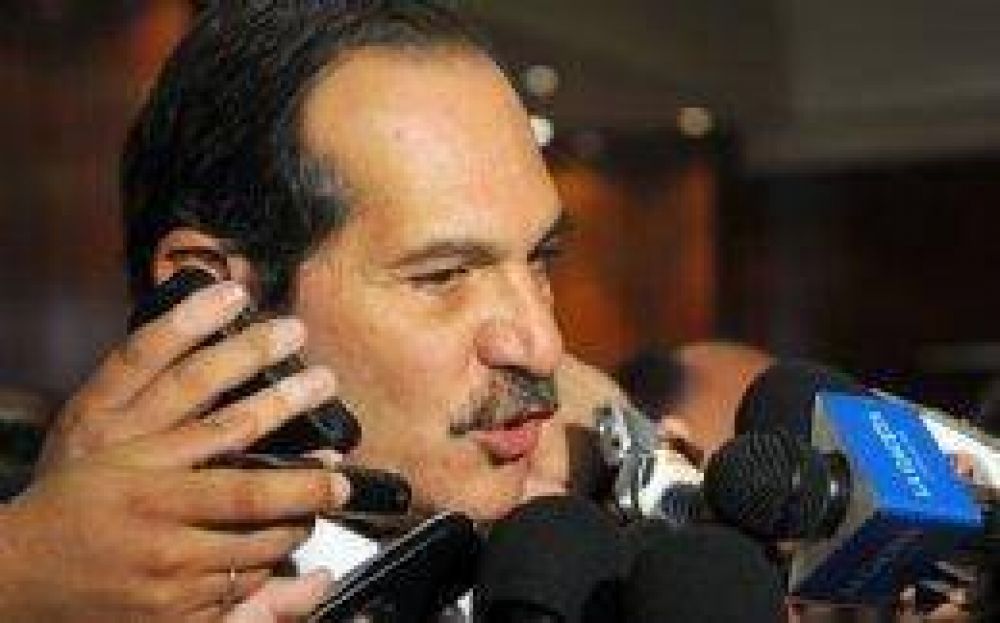 Alperovich busca que la Naci�n le refinancie $ 200 millones m�s