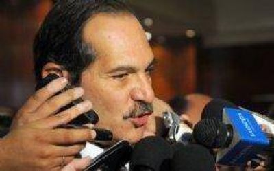 Alperovich busca que la Naci�n le refinancie $ 200 millones m�s