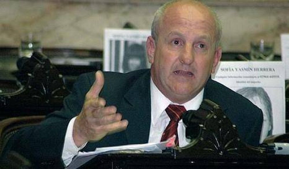 Viale recurre al Congreso por la "inequidad de g�nero" provincial