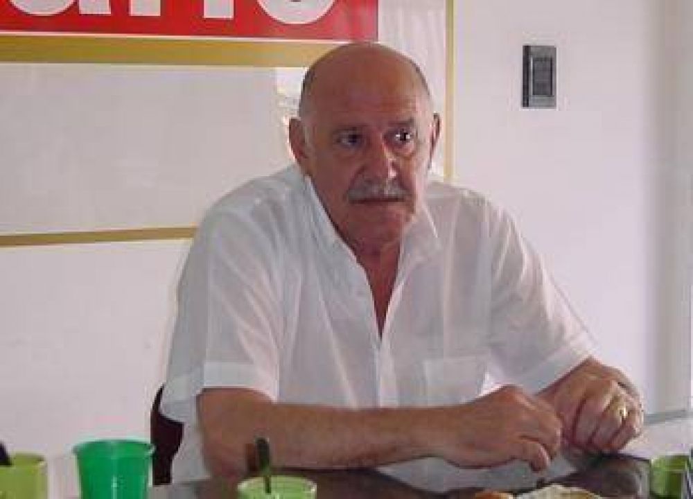 Luis Acu�a dijo que el grupo de los ocho "est� muy bien"