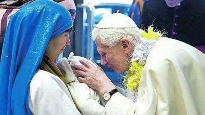 El Papa critic� las leyes que permiten a los gays adoptar