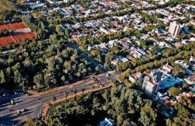Vecinos comenzaron a organizarse para protestar por los edificios altos