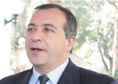 En el primer semestre de 2011 se llamar� a empresas interesadas en el T�nel 	