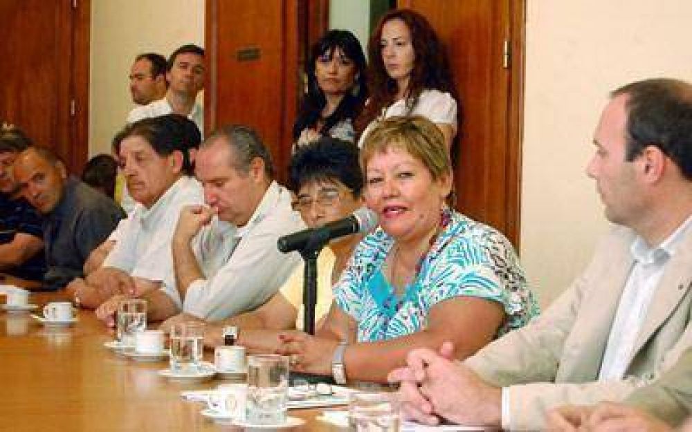 En Caleta C�rdova edificar�n centro de salud, un puesto policial y la sede barrial