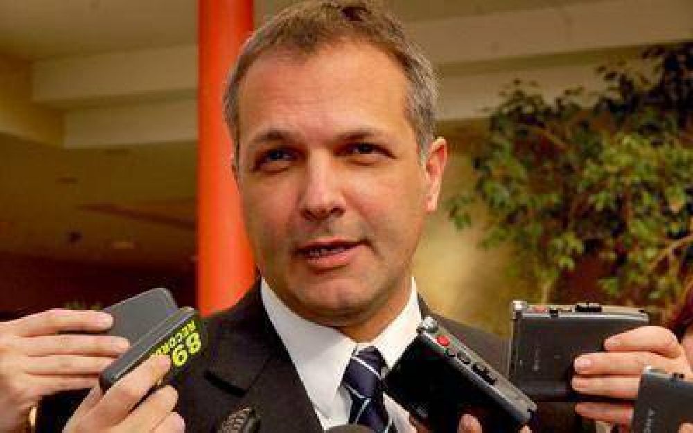 Buzzi analiz� la expansi�n del consumo en todo Chubut