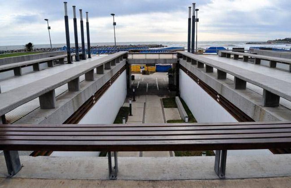 Denuncian zonas de �alto peligro� en el play�n del balneario Varese