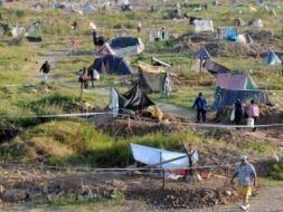 Toma de terrenos en Quilmes: Hay 8 predios ocupados y 10 mil personas reclamando asistencia