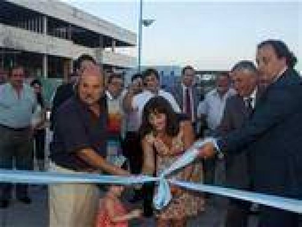 Ferr� inaugur� el Agrupamiento Industrial n�mero 62 en la Provincia