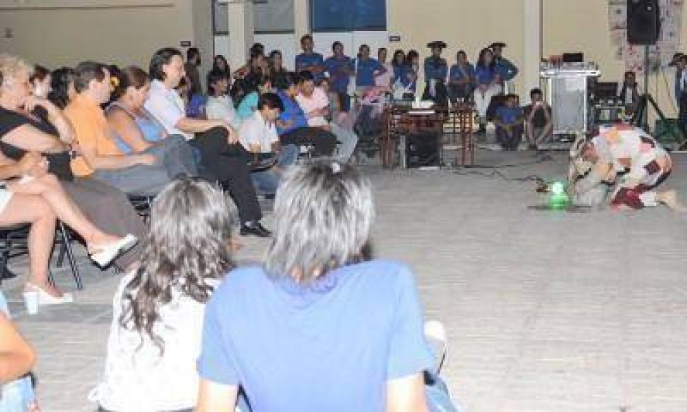 En Lavalle, los j�venes impulsan la educaci�n y la participaci�n solidaria