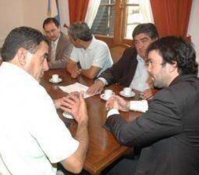 El Ejecutivo trabaja contra reloj para prorrogar un programa clave