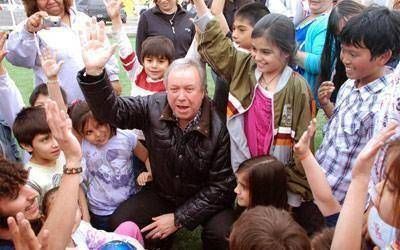 Peralta se tiene fe para 2011 y ratifica cambios en gabinete