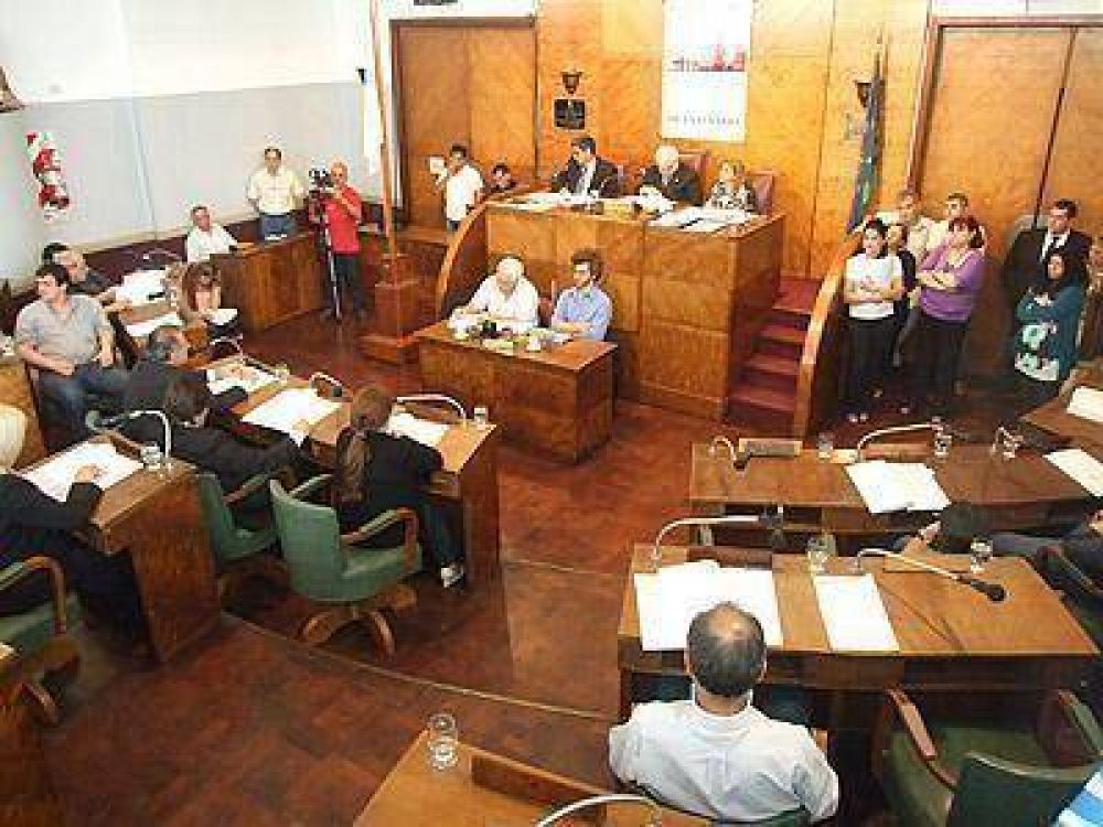 LOMAS | ELECCIONES El oficialismo y sus aliados arriesgar�n siete bancas en el Concejo