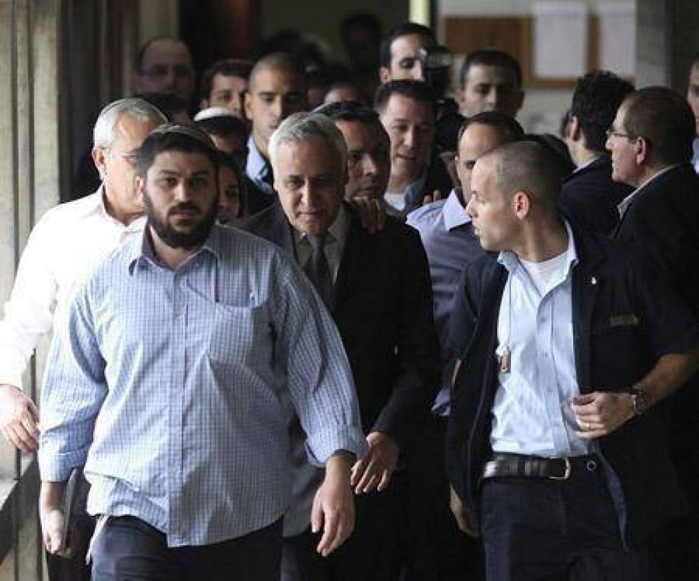 Un presidente culpable de violaci�n
