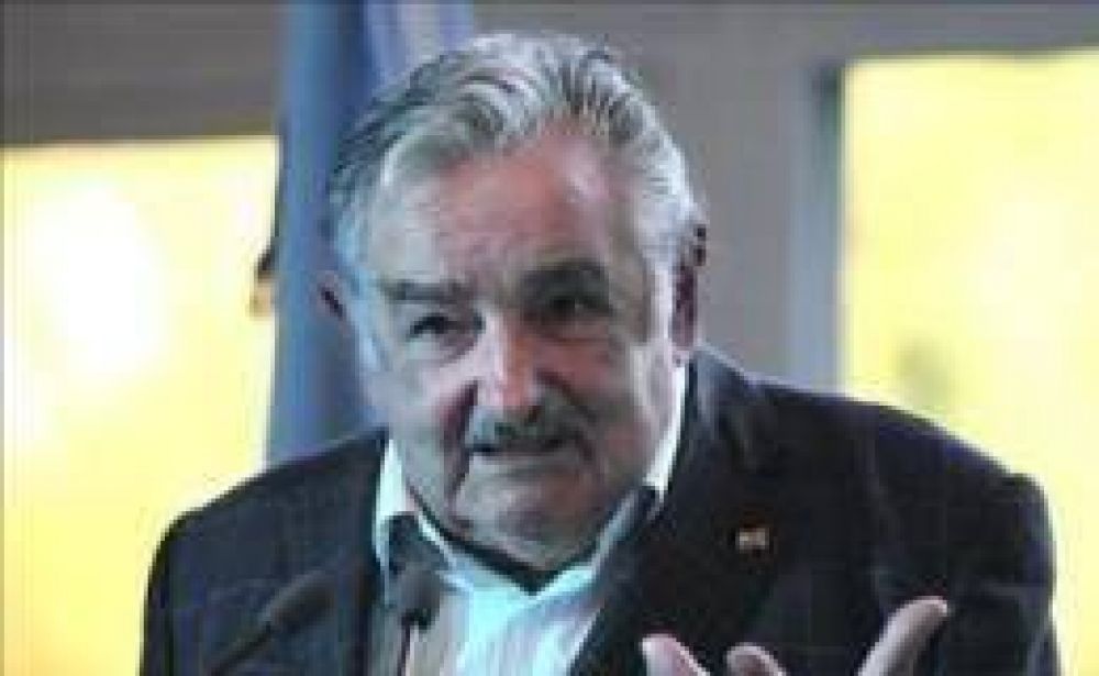 En seis meses, la popularidad de Mujica cay� m�s de 20 %