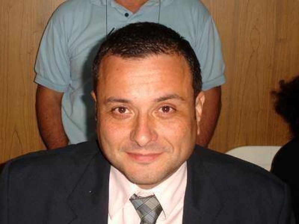 ECHEVERRIA |CR�TICA DE LA OPOSICI�N- El radicalismo denuncia una mala gesti�n en materia de salud