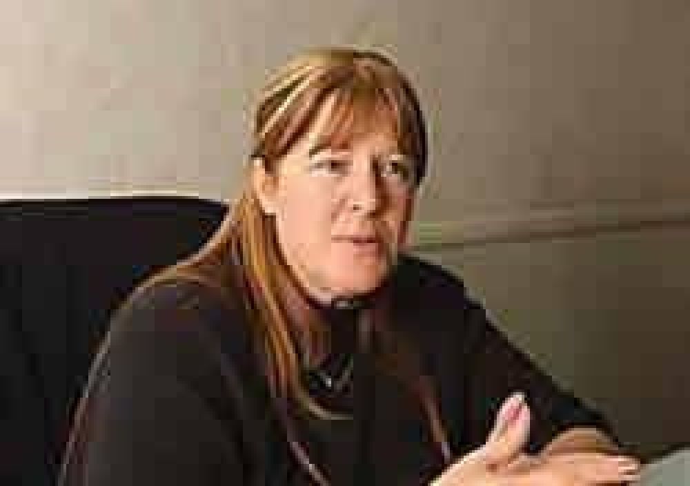 Stolbizer reiter� que la ley de internas es una trampa y reclam� un acuerdo pol�tico