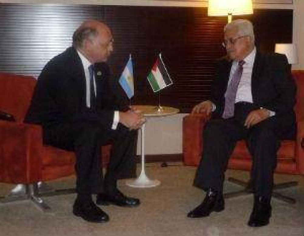 Timerman se reuni� con Abbas y ratific� apoyo argentino a la creaci�n de un Estado palestino