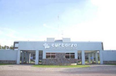CORT� LA RELACI�N LABORAL CON CERCA DE 40 OPERARIOS Curtarsa cerr� el a�o con despidos