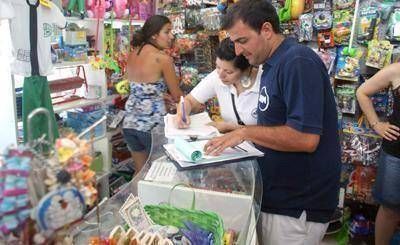 La Agencia de Recaudaci�n realiz� controles en comercios