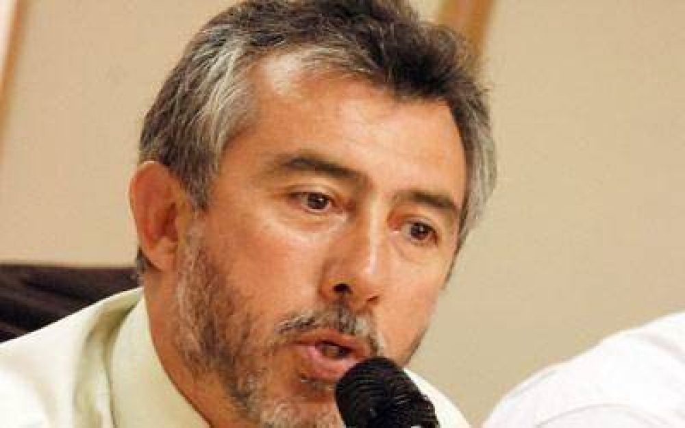 En el �guinlismo� siguen de cerca una eventual apertura de listas en el FPV