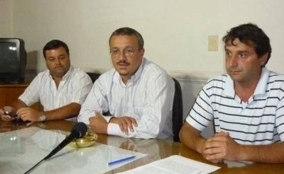 Acuerdo y desmentida: Se normaliz� el transporte p�blico de pasajeros