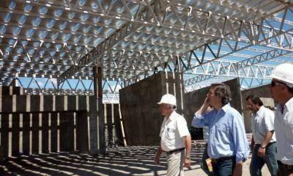 La futura terminal de San Rafael ya tiene techo