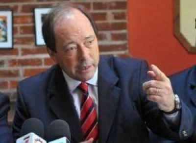 UCR Ernesto Sanz comienza su campa�a en Ramallo