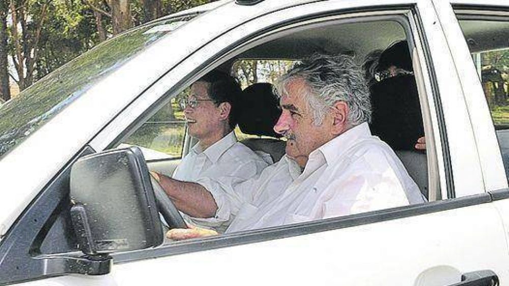 Mujica quiere que los presos salgan a trabajar