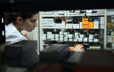 Farmacias locales se suman a la pelea por los descuentos de las prepagas