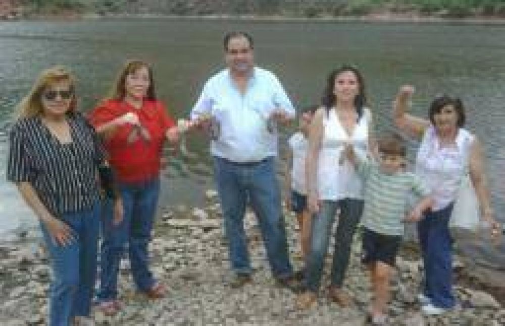 La UCR tambi�n investiga mortandad de peces en el Dique Los Sauces