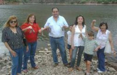 La UCR tambi�n investiga mortandad de peces en el Dique Los Sauces